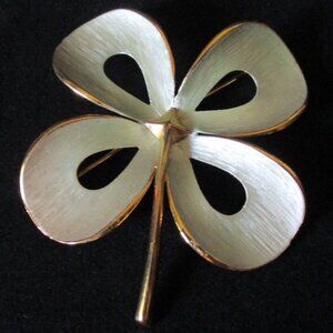 Vtg Park Lane Brushed Silver Enamel & Gold Tone Four Leaf Clover Brooch/Pin